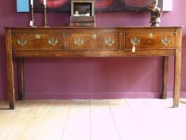 Антикварный Консольный стол с тремя ящиками. Англия. Массив дуба. 181x46x84 см
